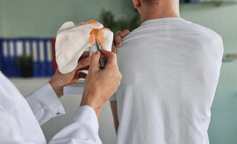 Reparación del manguito rotador por artroscopia